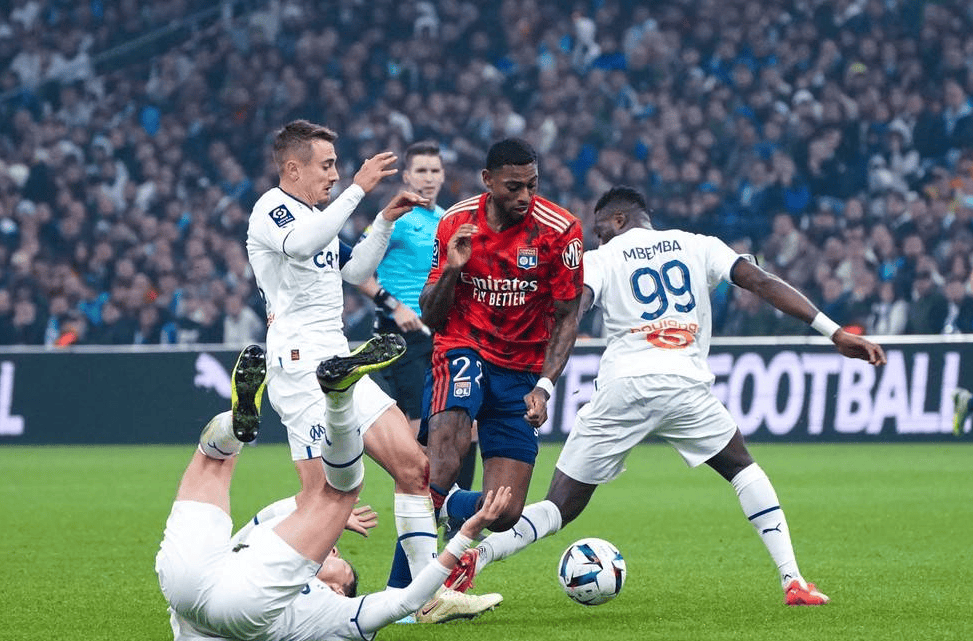 风险提示, 围提升跑动, 不足 风险提示, 围提升跑动, 不足